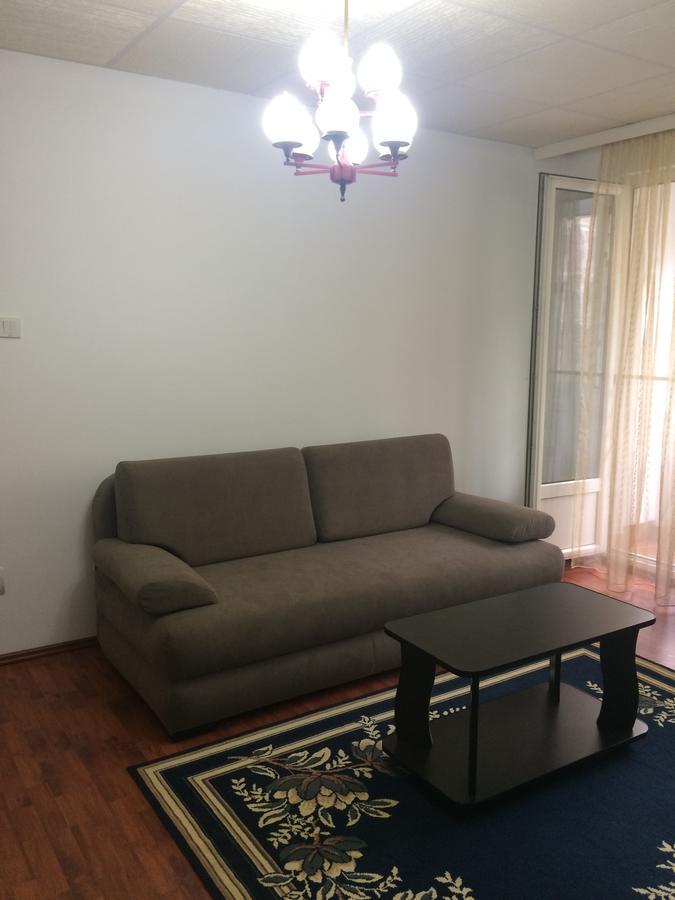 Voxx Apartment Orşova Esterno foto